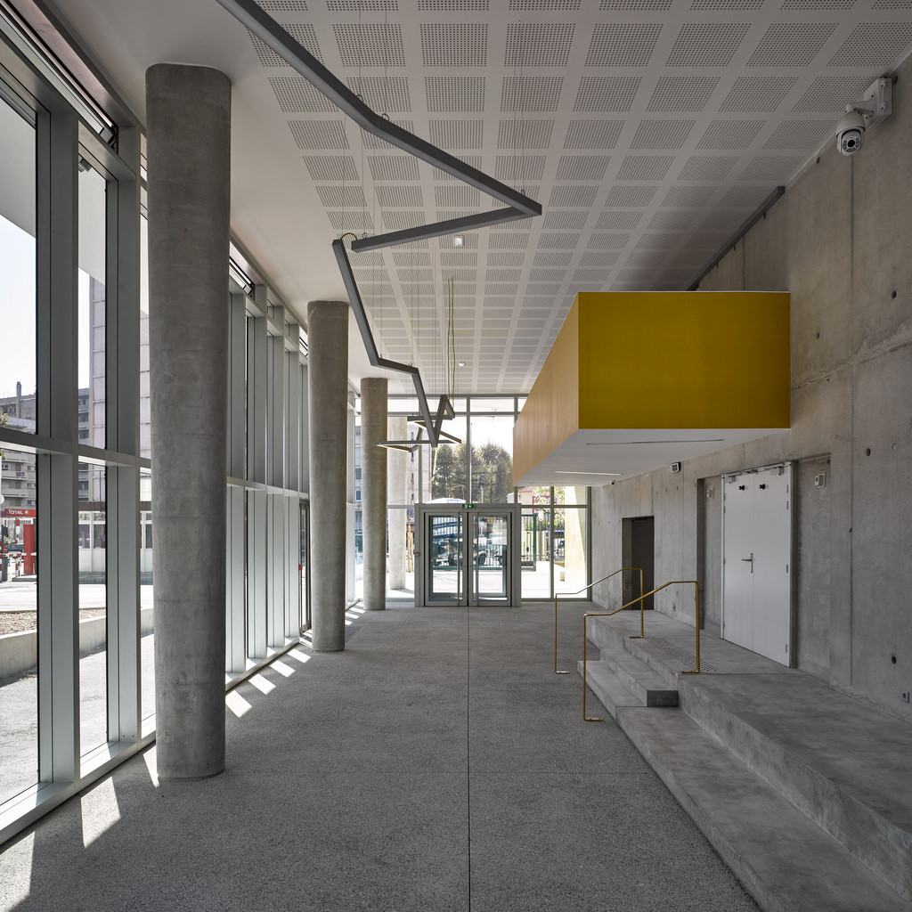 Architectes : Corinne Vezzonie et Associés Bâtiment pédagogique mutualisé campus de la Timone