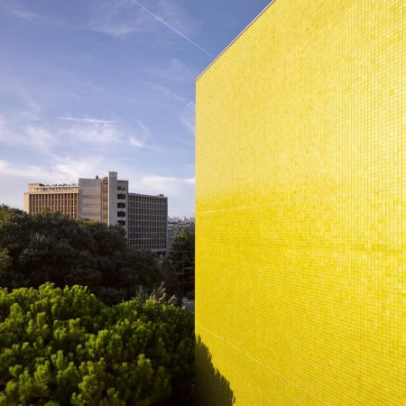 Architectes : Corinne Vezzonie et Associés Bâtiment pédagogique mutualisé campus de la Timone
